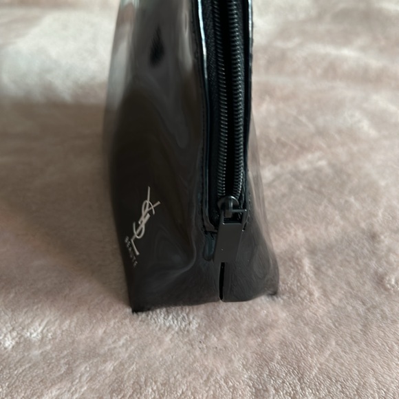 NWT YSL BEAUTE Cosmetic Bag with 4 mini products - Picture 6 of 14